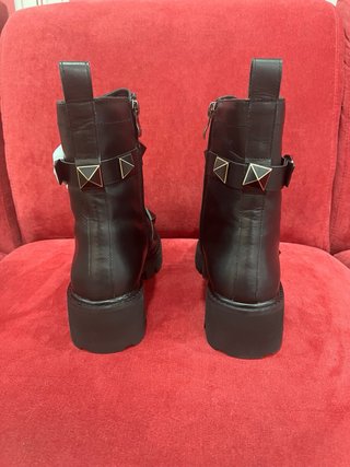 Botines biker Lodi Love negros con hebillas 41