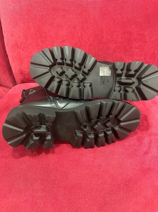 Botines biker Lodi Love negros con hebillas 41