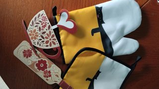 Set guanti forno e presina con gatti