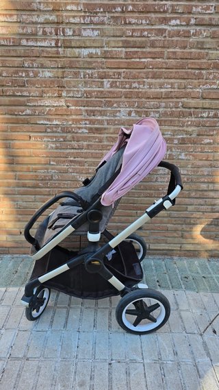 Lote 2 Cochecitos Bugaboo, Mochilas y más