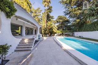 Chalet en alquiler en Piovera - Conde Orgaz en Madrid