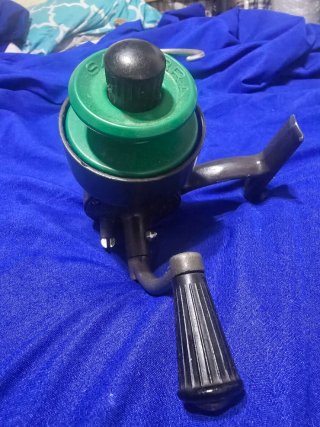 Carrete de pesca antiguo