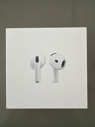 Auriculares Apple AirPods 4 Blancos sin abrir.
