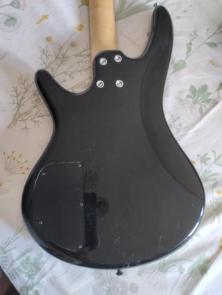 Bajo Ibanez SoundGear