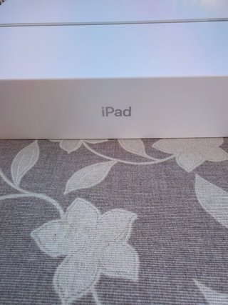 Caja iPad 9ª Generación