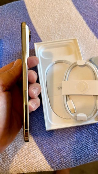 iPhone Air 256g dorado (como nuevo)