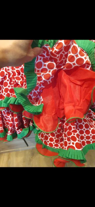 Traje de flamenca chica rojo y verde