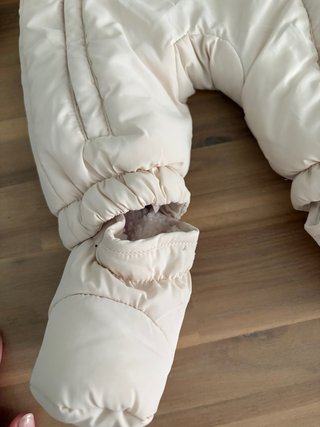 Buzo impermeable para bebé