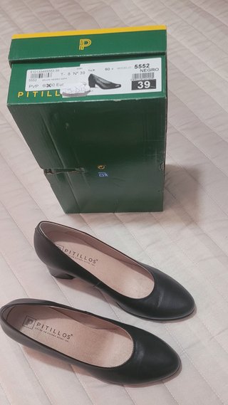 Zapatos de piel Pitillos