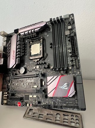 PLACA BASE ASUS ROG MAXIMUS VIII GENE + i3 7100
