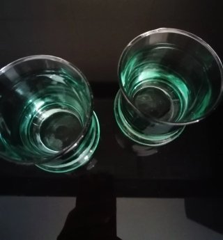 Porta candela in vetro verde smeraldo