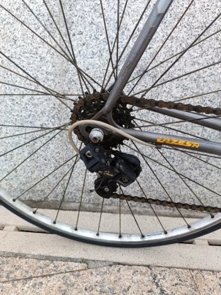 Bicicleta de carretera Razesa, talla L. Impoluta