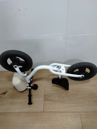 Bicicleta infantil sin pedales BTWIN