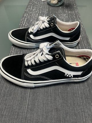 Zapatillas Vans Old Skool Negras y Blancas