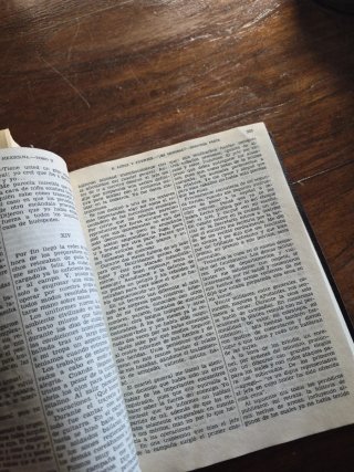2 libros  LA MOVELA DE  LA REVOLUCIÓN mexicana