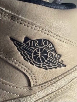 Air Jordan 1 Mid SE special edit+ Huawei Watch Fit