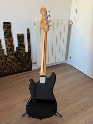 Bajo Squier Bronco Bass Negro