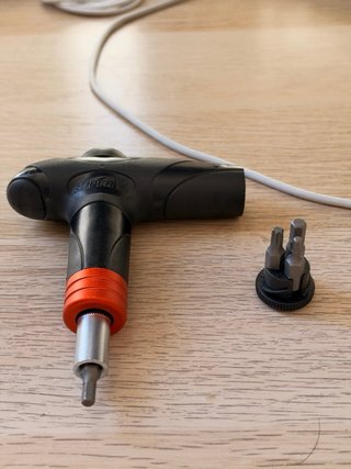 Llave dinamométrica ajustable 4-5-6 Nm