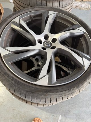 Llantas 22” Volvo XC90 con Neumáticos