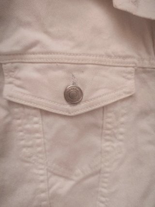 Cazadora vaquera blanca Zara