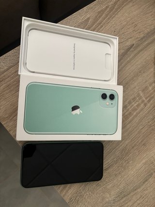 iPhone 11