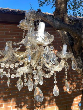 Lámpara de lágrimas de cristal dorada
