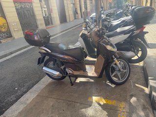 Honda SH 125 Scooter Marrón