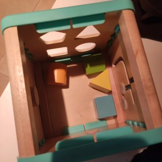 Cubo de actividades para bebé