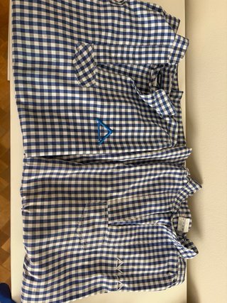 Conjunto deportivo y bata colegio Aula 8 años