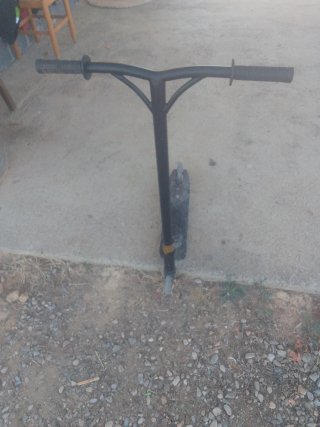 Patinete de empujar casi nuevo