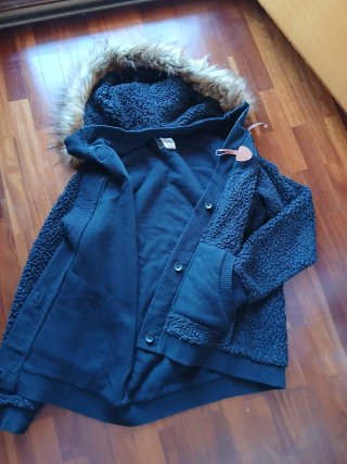 Chaqueta con Capucha