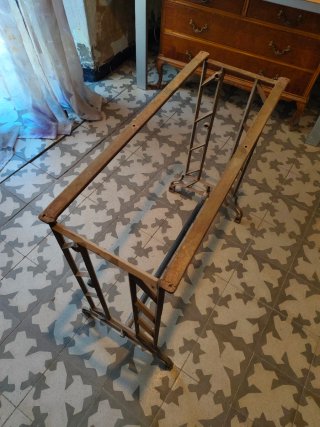 Base Mesa Máquina Coser Metal