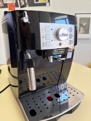 Cafetera Delonghi Magnifica S Automática