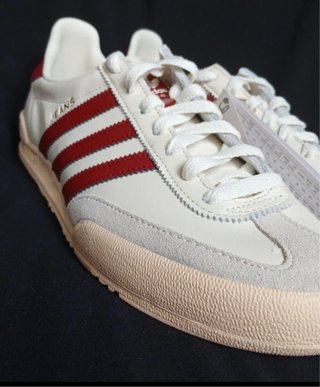 Zapatillas Adidas Jeans Blancas y Rojas