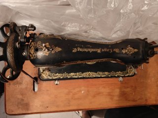 Máquina de coser Singer antigua