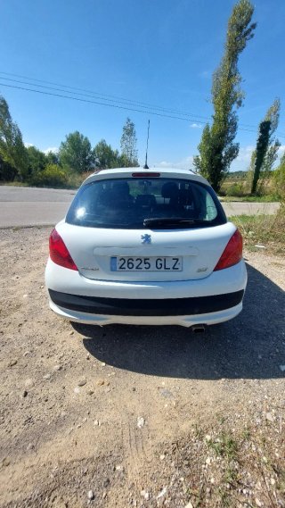 Peugeot 207 2009
