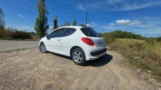 Peugeot 207 2009