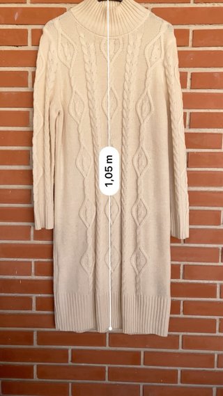 Vestido de punto trenzado beige