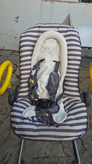 Hamaca para bebé con barra de seguridad