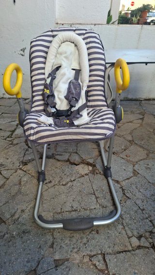 Hamaca para bebé con barra de seguridad