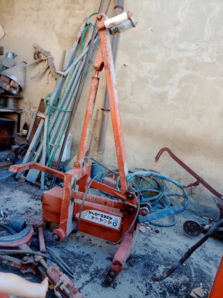 Pinza vibradora recolectora