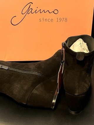 Botines Gaimo ante negro cuña