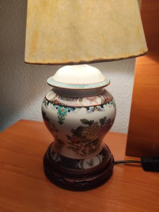 2 Lámparas Chinoiserie con peana mediados XX