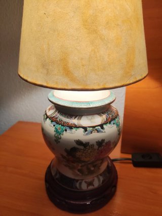 2 Lámparas Chinoiserie con peana mediados XX