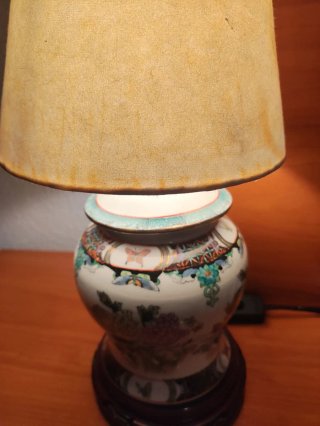 2 Lámparas Chinoiserie con peana mediados XX