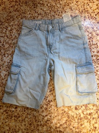 Bermudas vaqueras degradadas