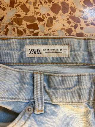 Bermudas vaqueras degradadas