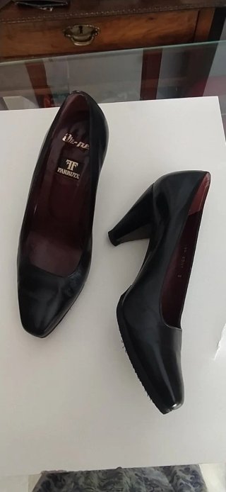 Zapatos de piel negros Farrux