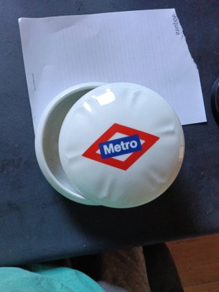 Recipiente con tapa Metro