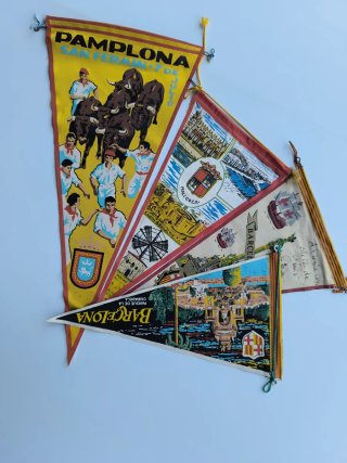 Lote de Banderines Turísticos antiguos